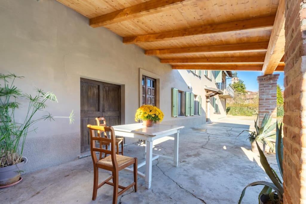 Вілла Cascina Abbona - Cascina Storica A 15 Min. Da Alba Canove Екстер'єр фото